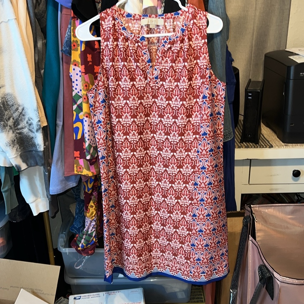 WOMENS LOFT GORGEOUS SIMPLE DESIGN DRESS SIZE SMALL